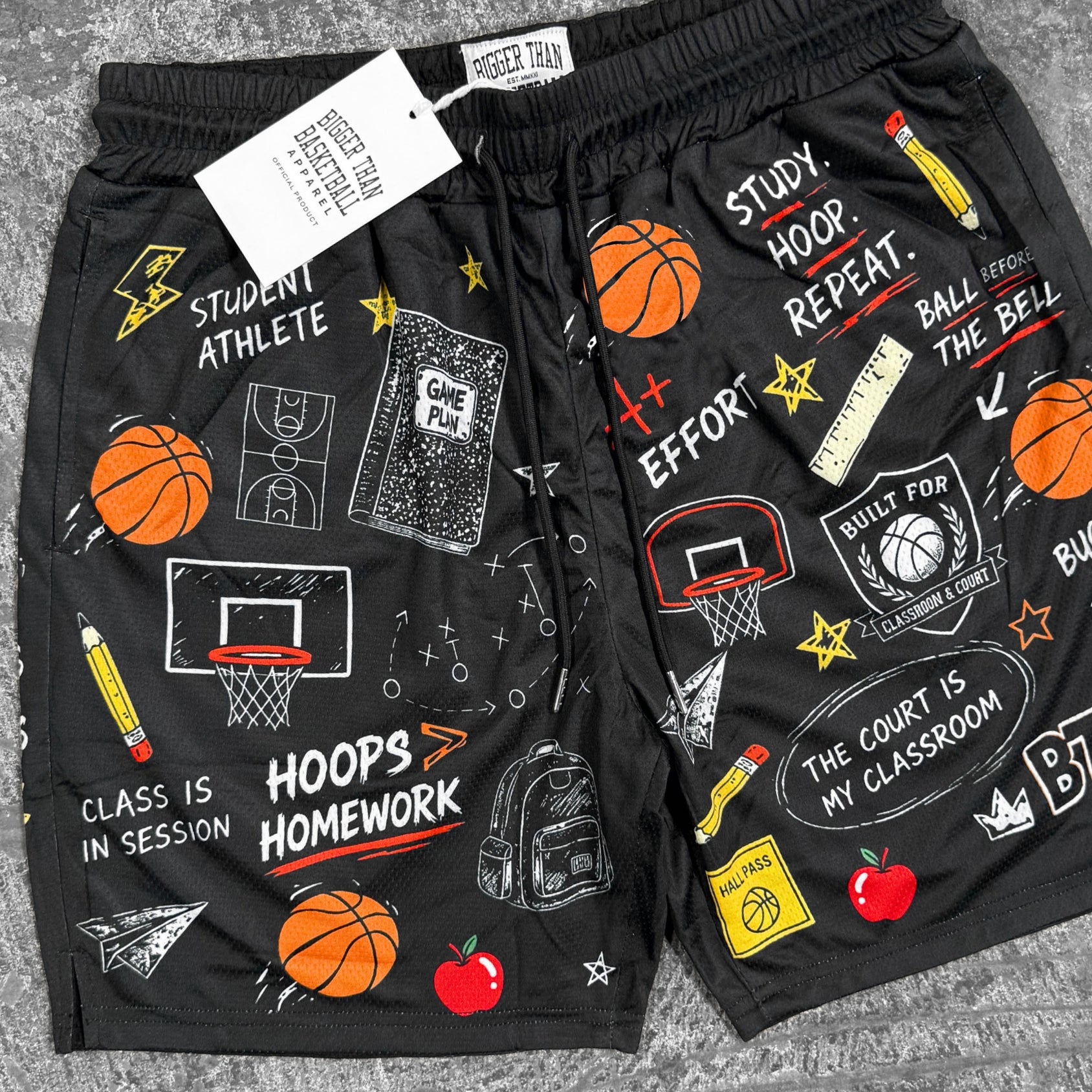 School of Buckets - Shorts - Black