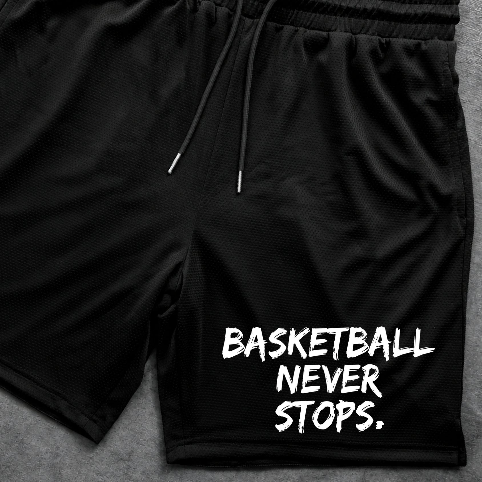 Basketball Never Stops - Shorts - Black