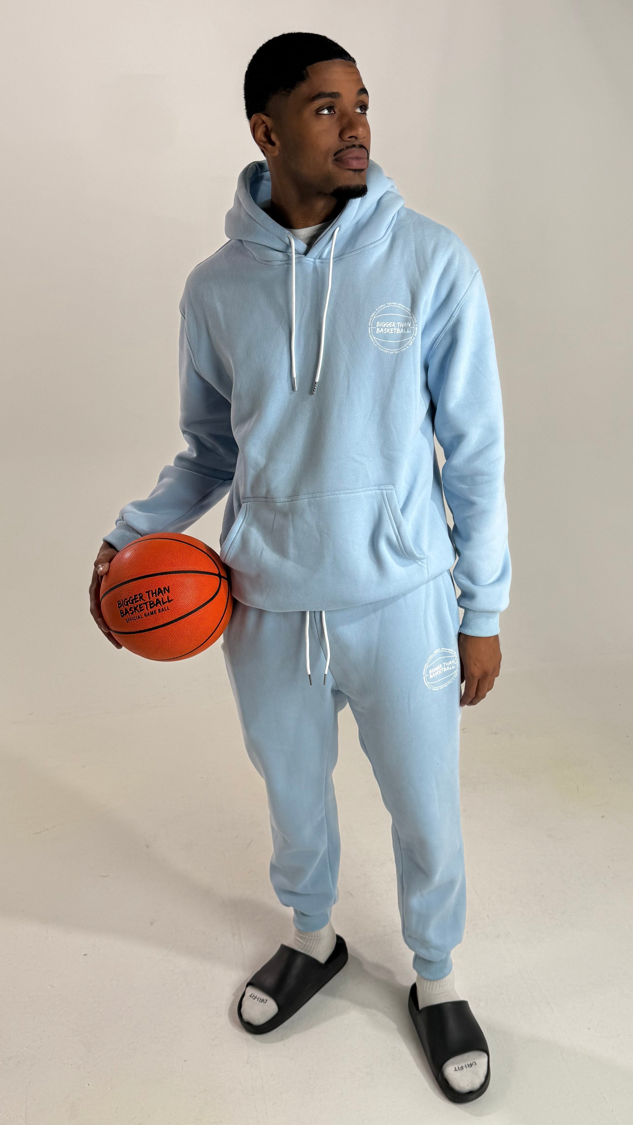 Beyond Basketball - Hoodie - Light Blue