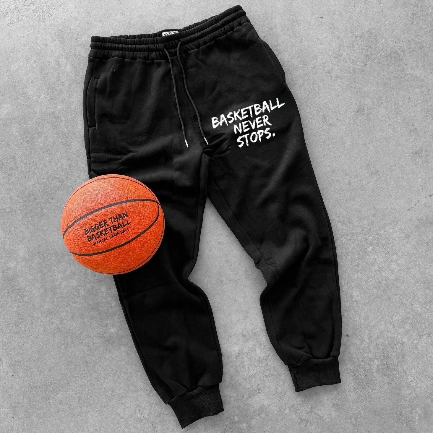 Basketball Never Stops - Joggers - Black